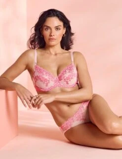 Wacoal Embrace Lace Underwired Bra - Ballet Slipper/Chateau Rose -Belle Lingerie Store 27373 wacoal embrace lace underwired bra ballet slipperchateau rose 6