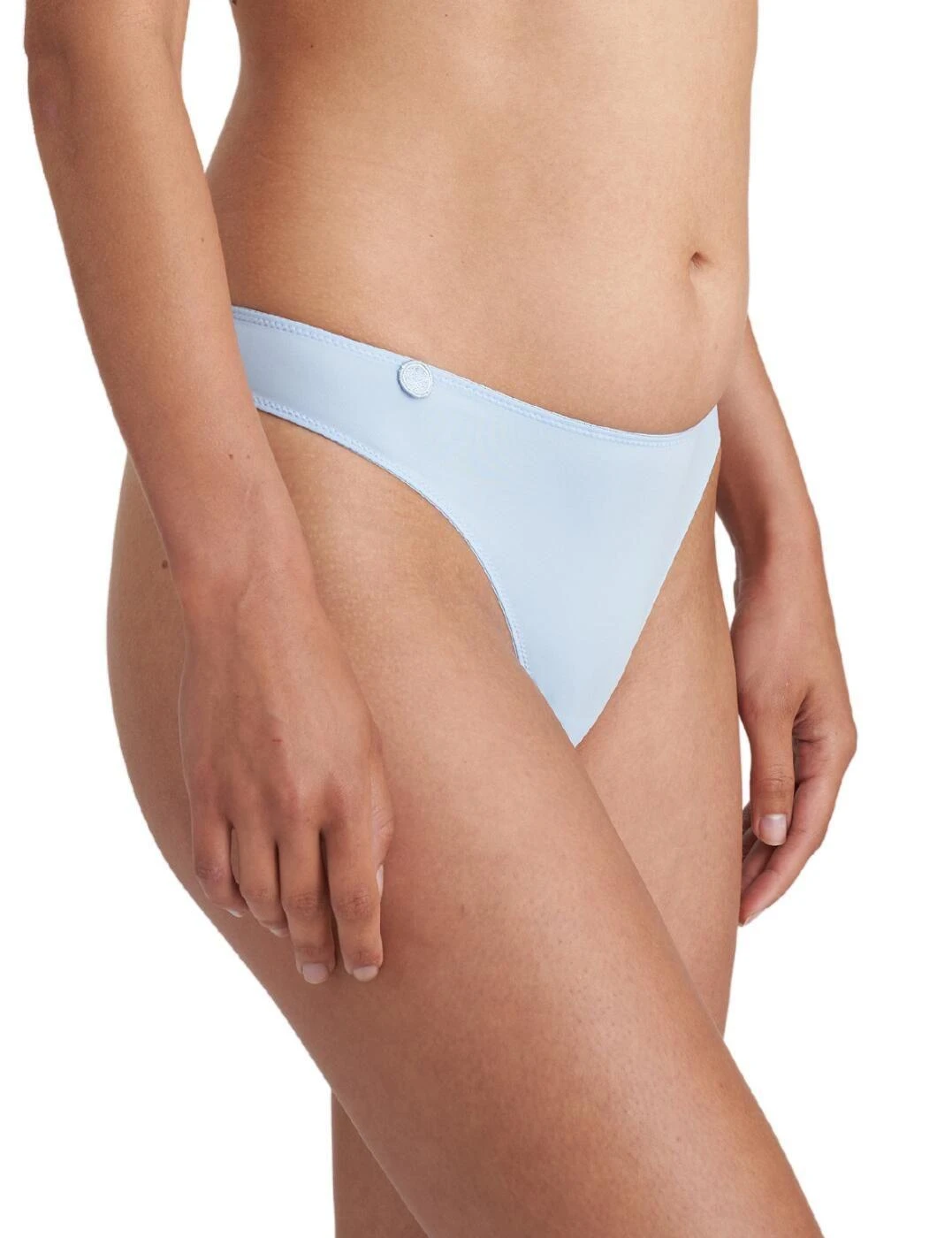 Marie Jo Tom Thong - Cloud 3 Marie Jo Tom Thong - Cloud - Image 3