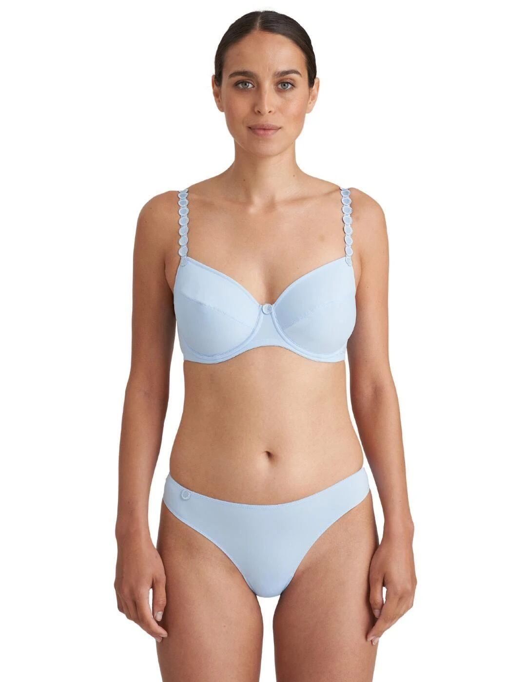 Marie Jo Tom Thong - Cloud 5 Marie Jo Tom Thong - Cloud - Image 5