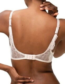 Triumph Peony Florale Wired Bra - Angora 9 Triumph Peony Florale Wired Bra - Angora -Belle Lingerie Store 51608 triumph peony florale wired bra angora 3