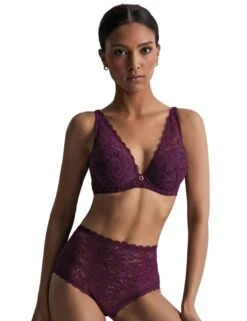 Aubade Rosessence Padded Plunge Bra - Berry 10 Aubade Rosessence Padded Plunge Bra - Berry -Belle Lingerie Store 56291 aubade rosessence padded plunge bra berry 5