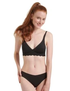 Sloggi Zero Feel Microfibre Thong - Black -Belle Lingerie Store 57410 sloggi zero feel microfibre thong black 6