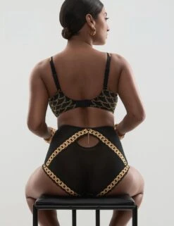 Prima Donna Twist Amsterdam AV Padded Balcony Bra - Black 15 Prima Donna Twist Amsterdam AV Padded Balcony Bra - Black -Belle Lingerie Store 60600 prima donna twist amsterdam av padded balcony bra black 8