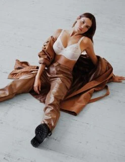 Chantelle Amazone Full Cup Bra - White -Belle Lingerie Store 61203 chantelle amazone full cup bra white 5