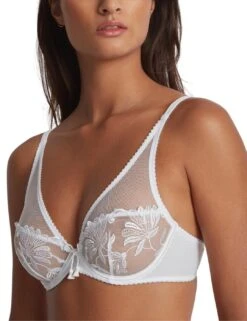 Aubade Lovessence Underwired Triangle Bra - Blanc 12 Aubade Lovessence Underwired Triangle Bra - Blanc -Belle Lingerie Store 61601 aubade lovessence underwired triangle bra blanc 5