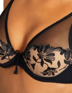 Aubade Lovessence Underwired Triangle Bra - Noir 12 Aubade Lovessence Underwired Triangle Bra - Noir -Belle Lingerie Store 61601 aubade lovessence underwired triangle bra noir 5