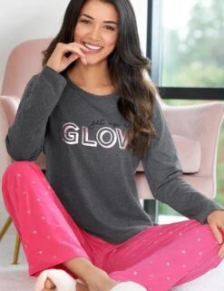 Pour Moi Get Up And Glow Pyjama Set - Charcoal/Raspberry 9 Pour Moi Get Up And Glow Pyjama Set - Charcoal/Raspberry -Belle Lingerie Store 61880 pour moi get up and glow pyjama set charcoalraspberry 5