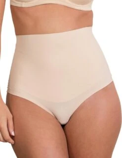 Pour Moi Definitions Shaping Control Thong - Natural