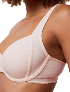 Triumph Natural Spotlight Moulded Bra - Fresh Powder -Belle Lingerie Store 64463 triumph natural spotlight moulded bra fresh powder 5