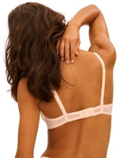 Simone Perele Intrigue Plunging Underwired Bra - Sakura Pink -Belle Lingerie Store 65237 simone perele intrigue plunging underwired bra sakura pink 5