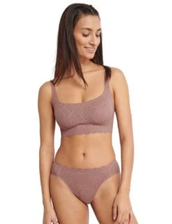 Sloggi Zero Feel Bliss Bralette Top - Cacao -Belle Lingerie Store 65378 sloggi zero feel bliss bralette top cacao 6