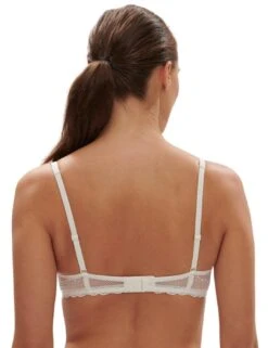 Simone Perele Destinee Plunging Underwired Bra - Natural 12 Simone Perele Destinee Plunging Underwired Bra - Natural -Belle Lingerie Store 65410 simone perele destinee plunging underwired bra natural 3