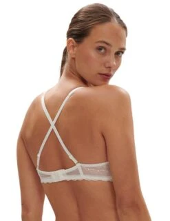 Simone Perele Destinee Plunging Underwired Bra - Natural 14 Simone Perele Destinee Plunging Underwired Bra - Natural -Belle Lingerie Store 65410 simone perele destinee plunging underwired bra natural 5